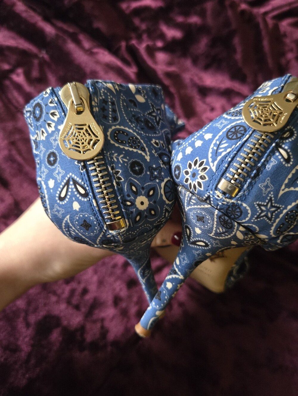 Charlotte Olympia Blue Bandana Print Pinup Sandal Heels 38 - Picture 6 of 8